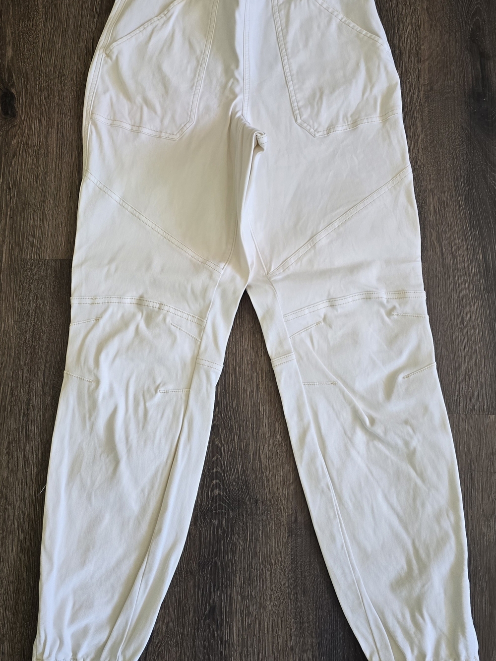 SPANX Ivory Pull-On Jogger Pants